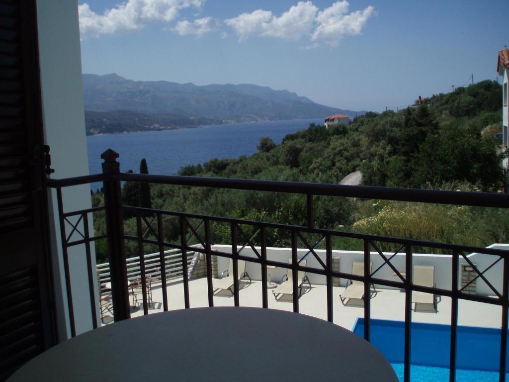 Scorpios Hotel & Suites Đảo Samos Phòng bức ảnh