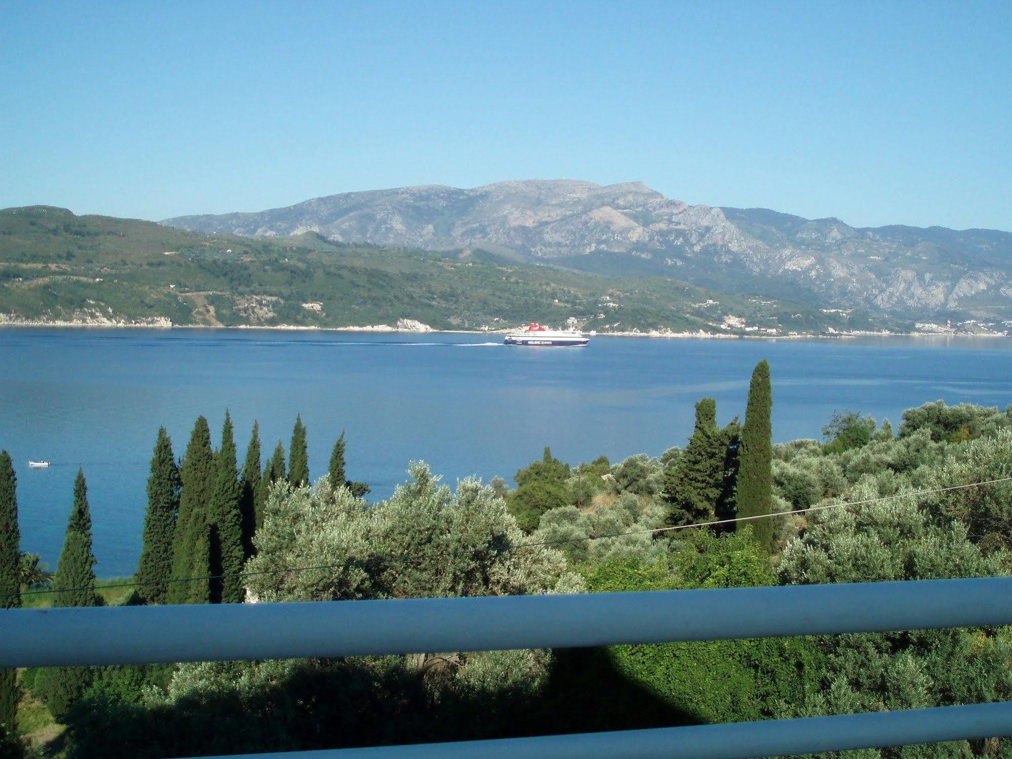 Scorpios Hotel & Suites Đảo Samos Ngoại thất bức ảnh